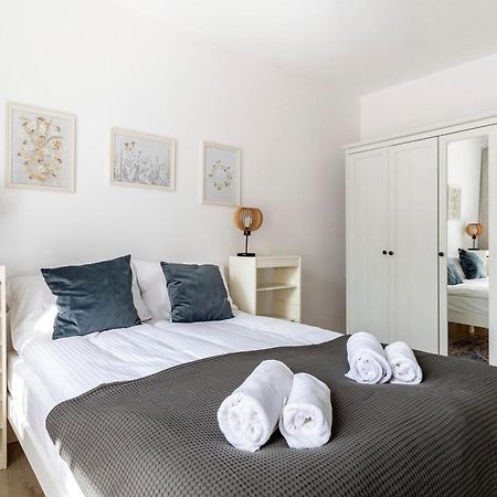 Wonderful 2- Bedroom Apartment With Soul Wwa70 Varsovie Extérieur photo