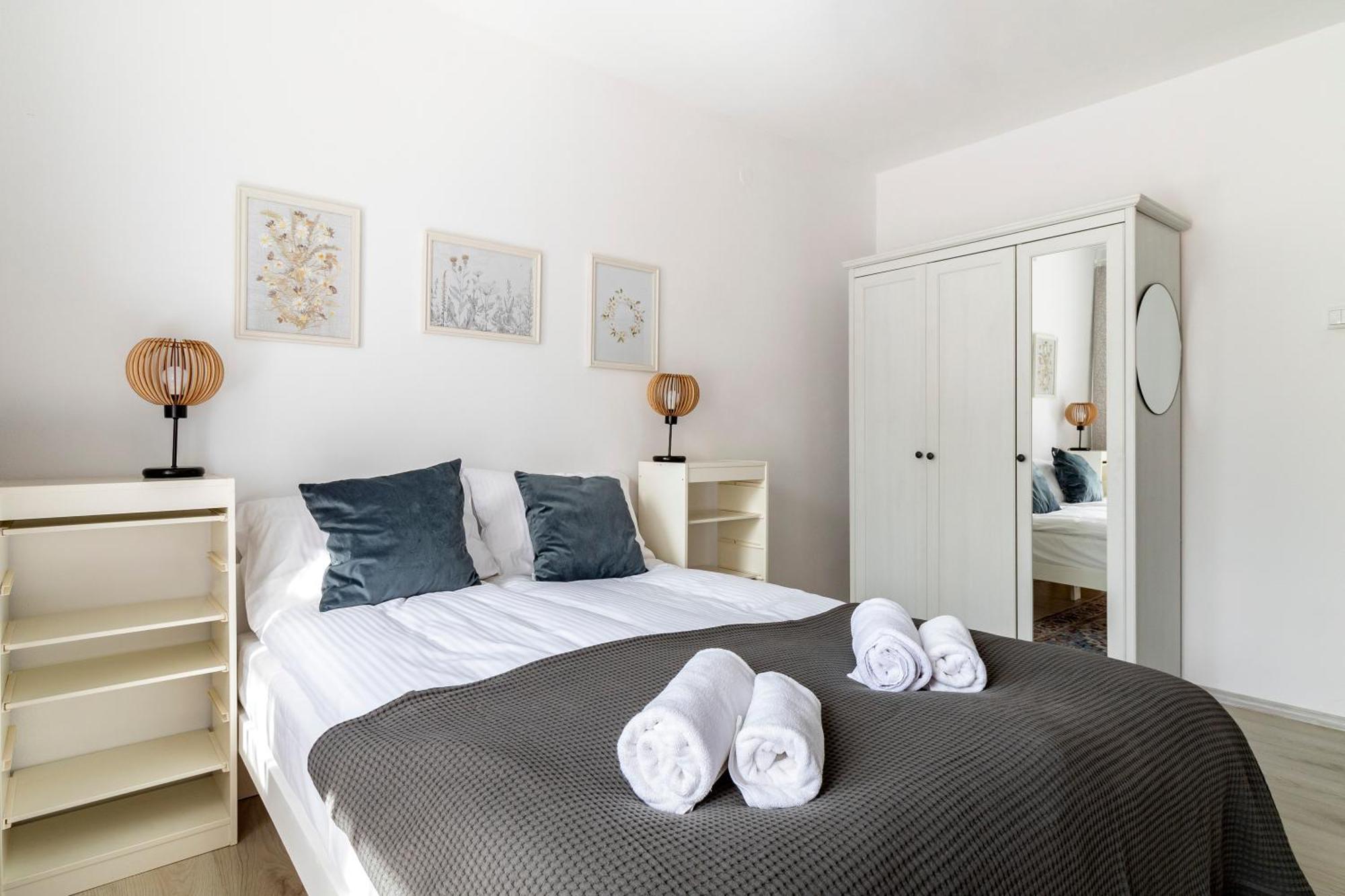 Wonderful 2- Bedroom Apartment With Soul Wwa70 Varsovie Extérieur photo